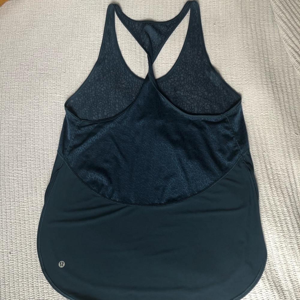 Lululemon tank top - Picture 3 of 5